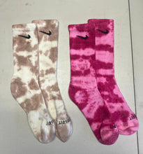 Load image into Gallery viewer, Tie Dye Socks